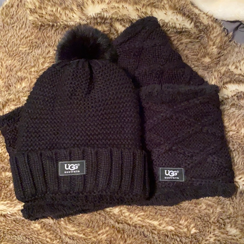 Ugg hat and scarf set